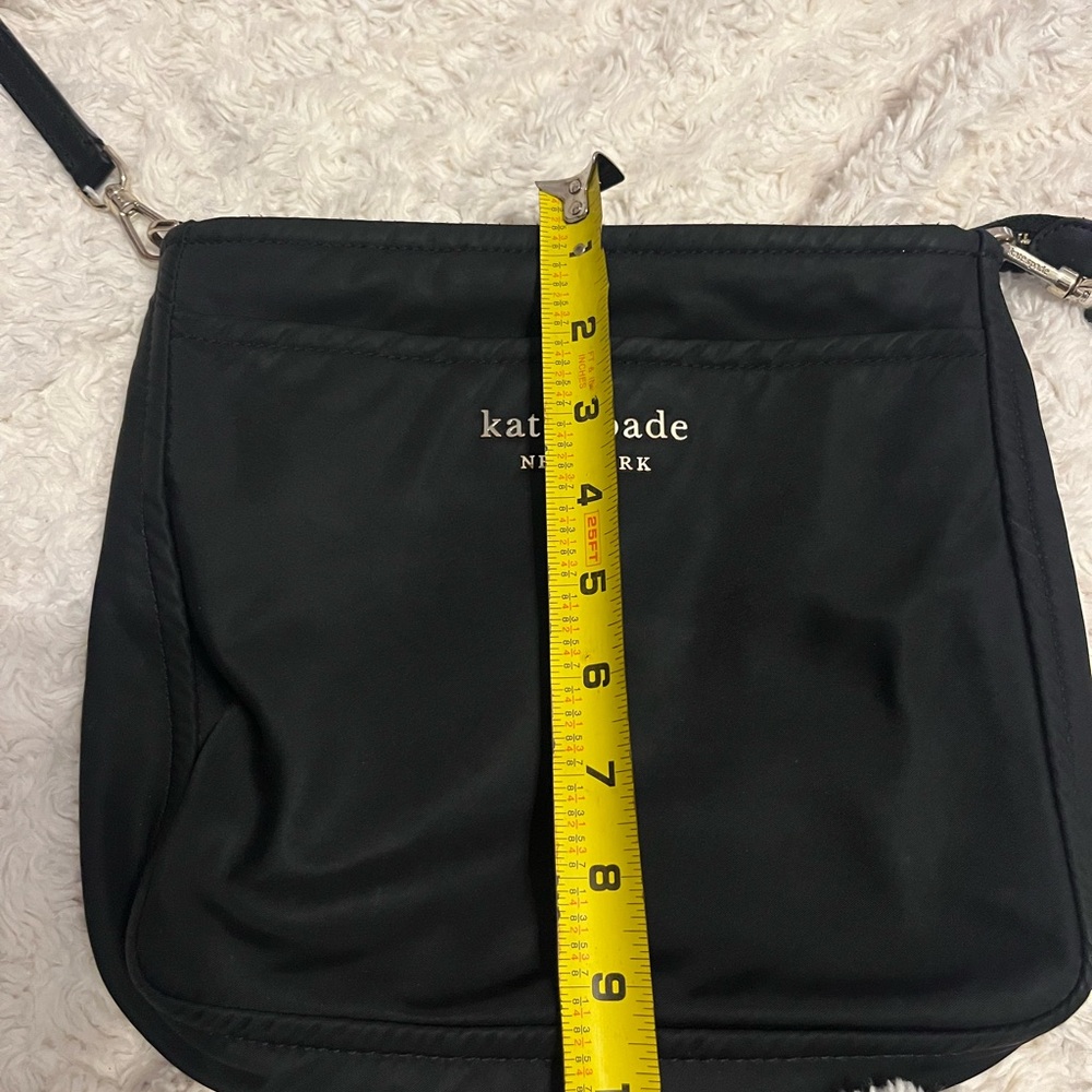 💕Kate Spade New York ♠️
Swing Pack Medium Crossbody! ♠️ - Picture 4 of 6